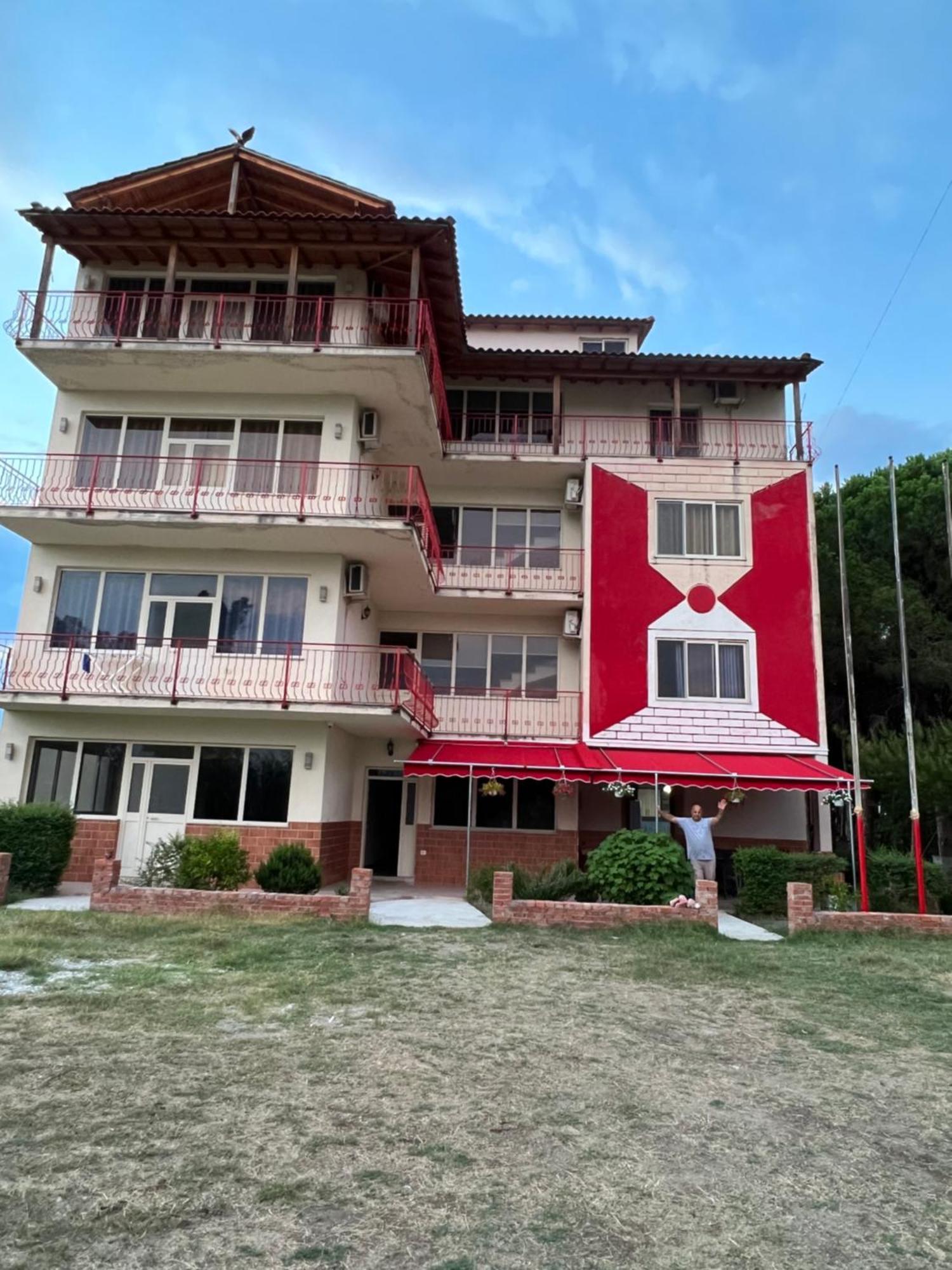 Durim Cela Hotel Fier Exterior photo